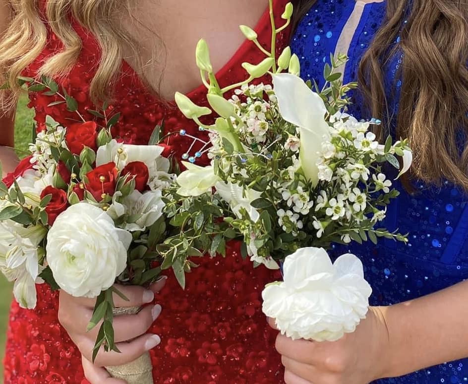 Prom Handheld Bouquet