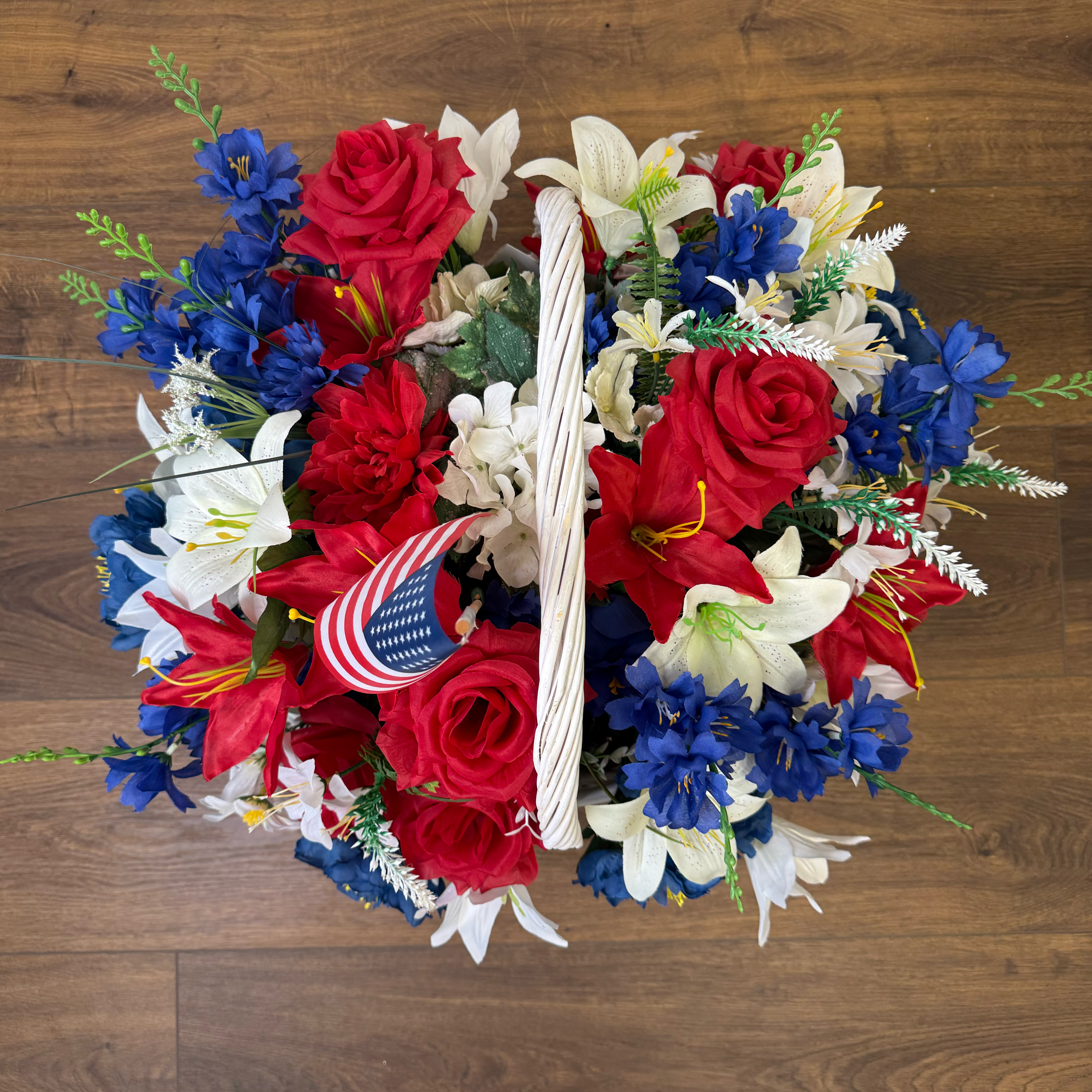 Premium Patriotic Garden Silk Basket