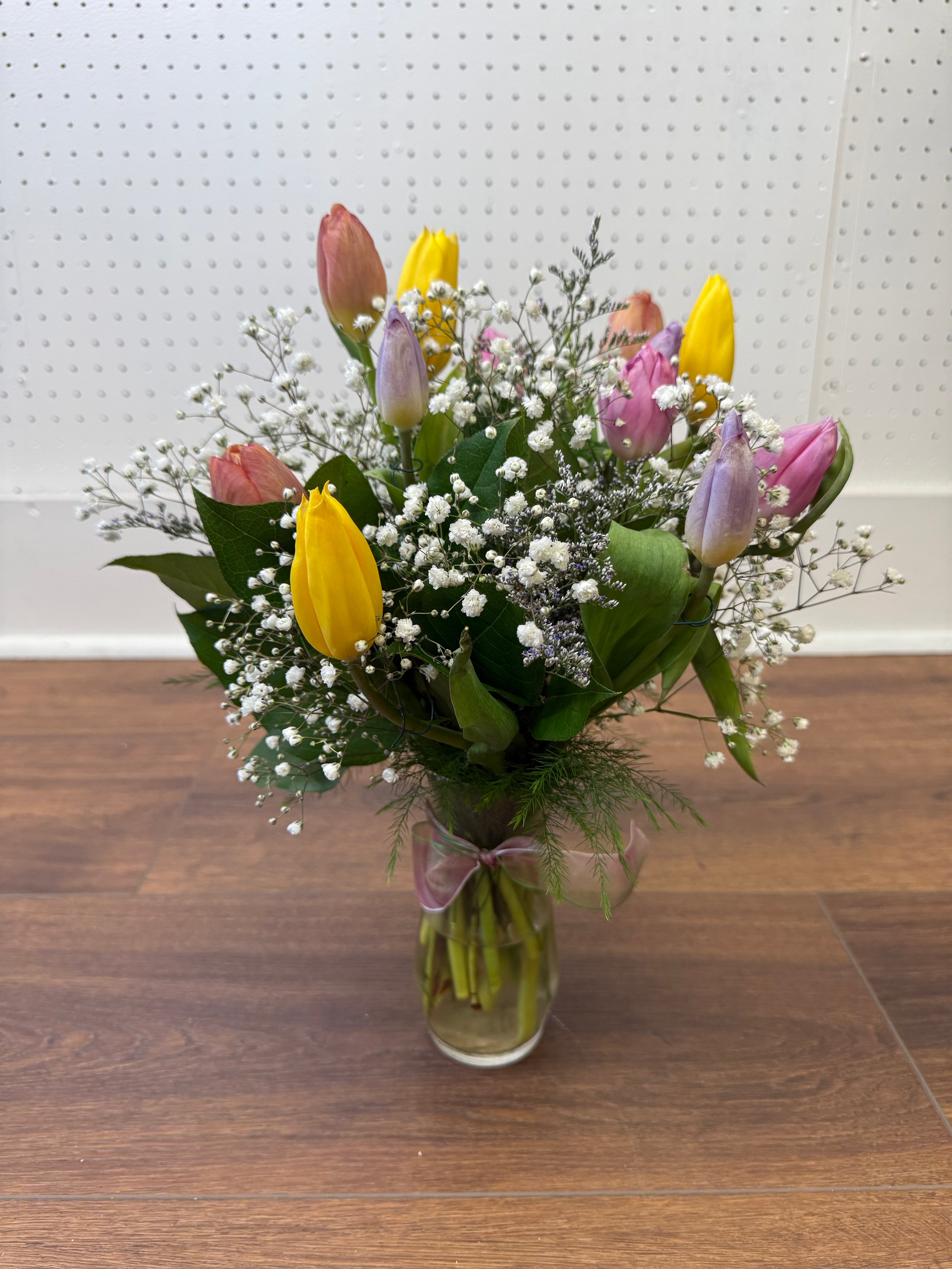 1 Dozen Tulips