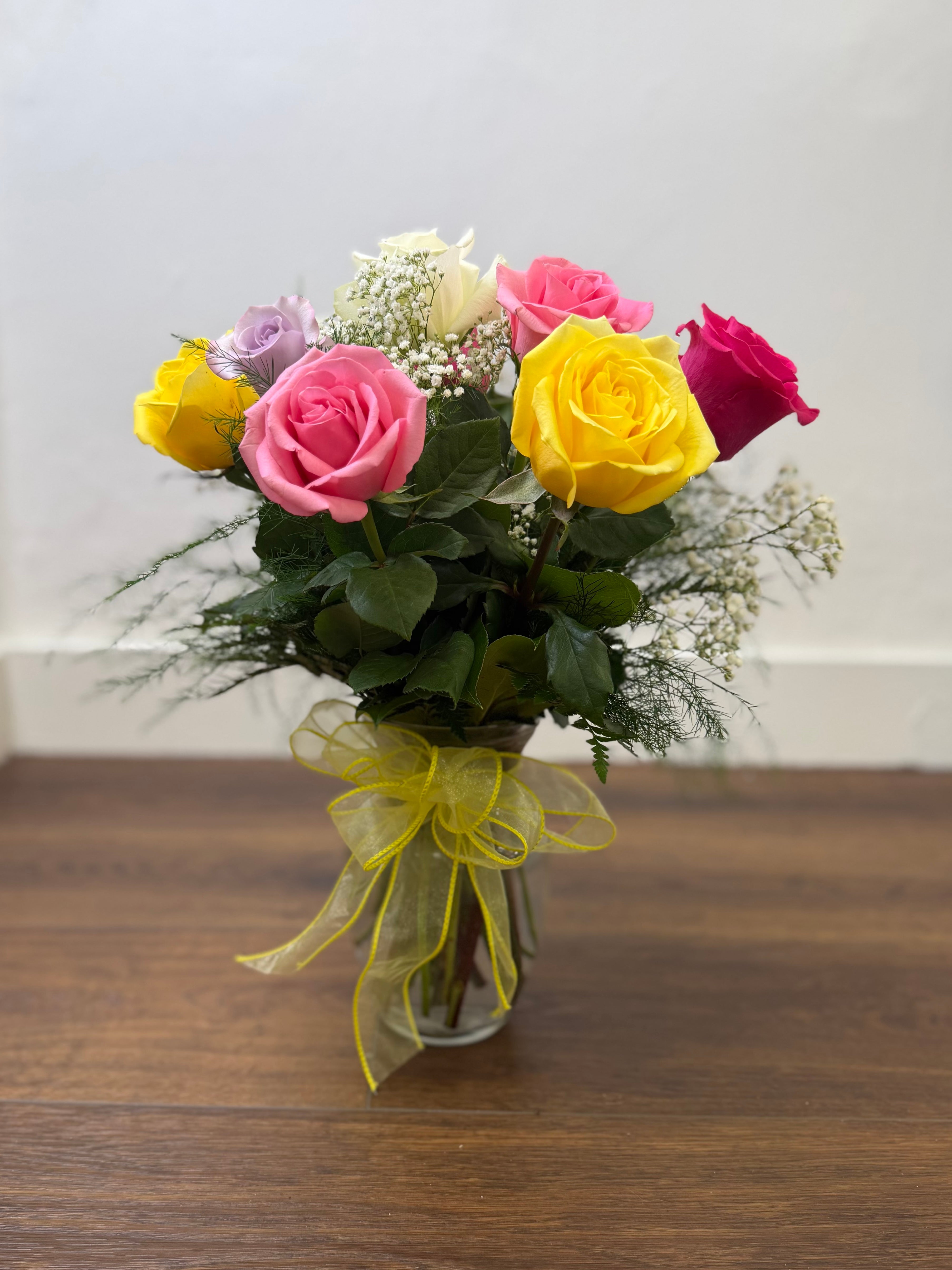 1 Dozen Mixed Roses